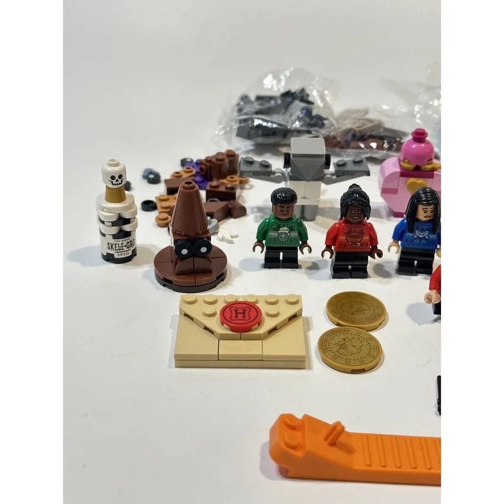 Lego Harry Potter Minifigure Lot 2025 Holiday Advent Calendar Christmas COMPLETE - Picture 3 of 13